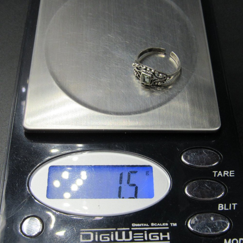 Size 3.75 Sterling Silver Rustic Rectangle Topaz … - image 8